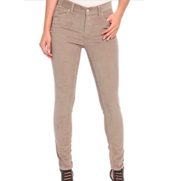 Free People Pants - Women’s Free People Skinny Corduroy Pants in Beige Size 28